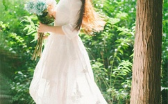 动漫美女被褥动态图